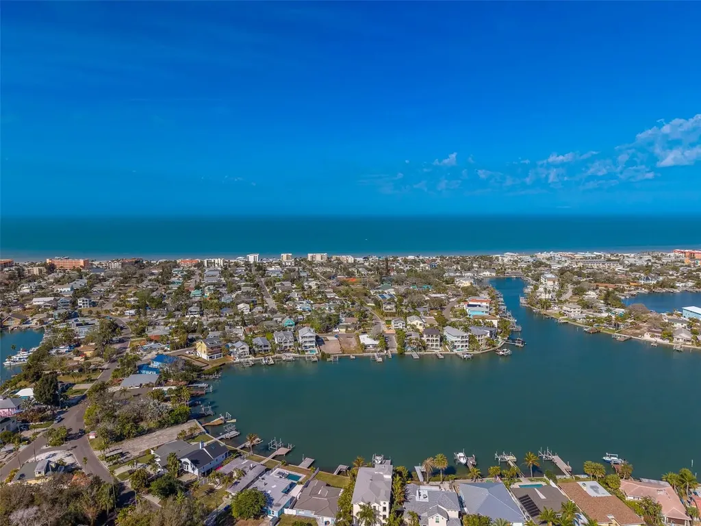 1217 Bay Shore Boulevard Indian Rocks Beach FL 33785