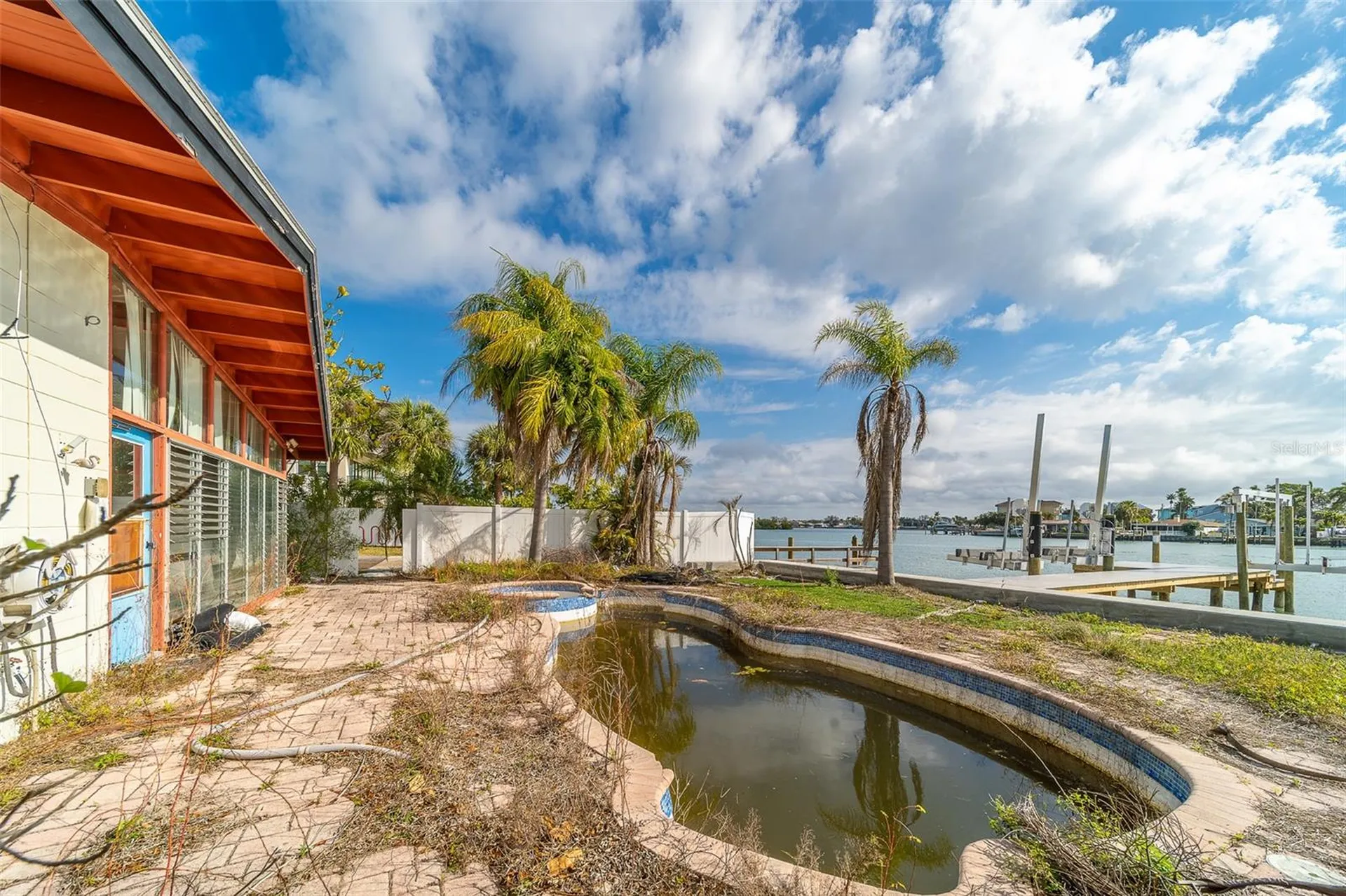 1217 Bay Shore Boulevard Indian Rocks Beach FL 33785