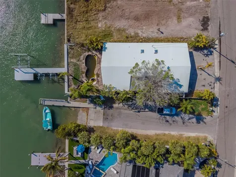 1217 Bay Shore Boulevard Indian Rocks Beach FL 33785