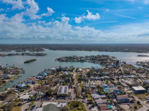 1217 Bay Shore Boulevard Indian Rocks Beach FL 33785