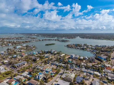 1217 Bay Shore Boulevard Indian Rocks Beach FL 33785