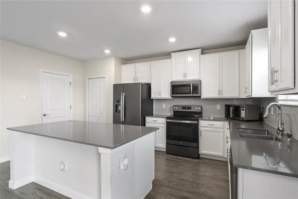 144 Taft Drive Davenport FL 33837