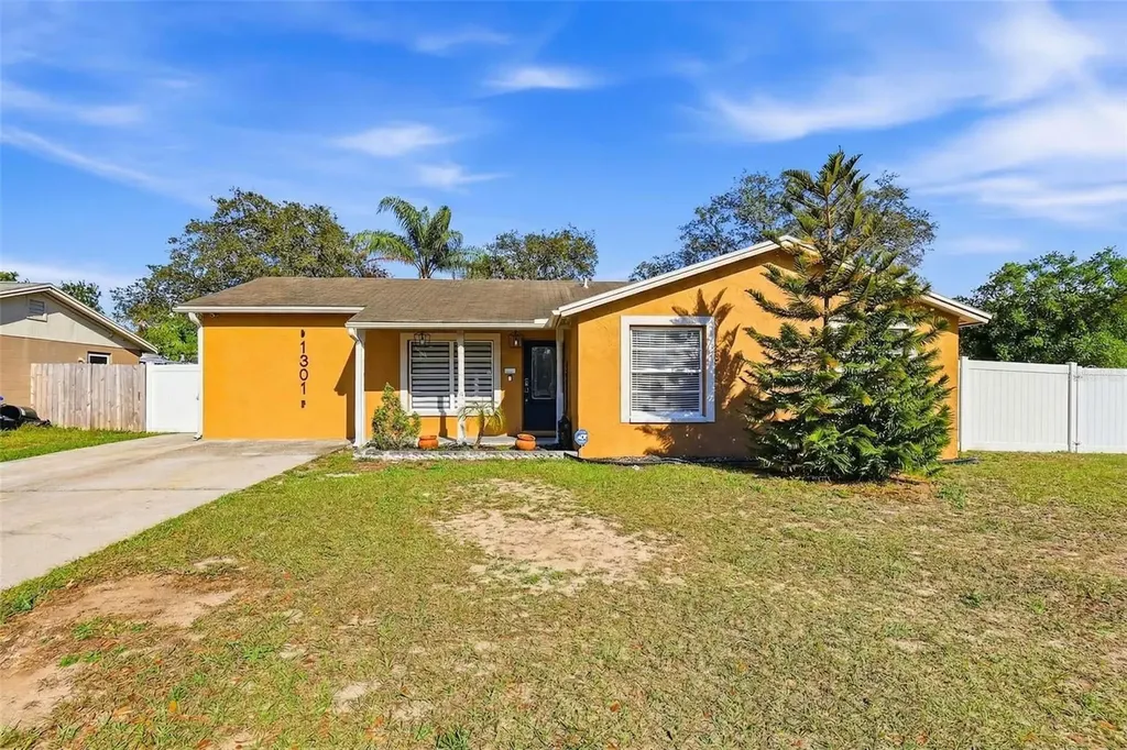 1301 Vinemont Drive Brandon FL 33510