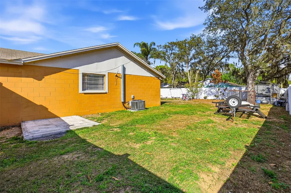 1301 Vinemont Drive Brandon FL 33510