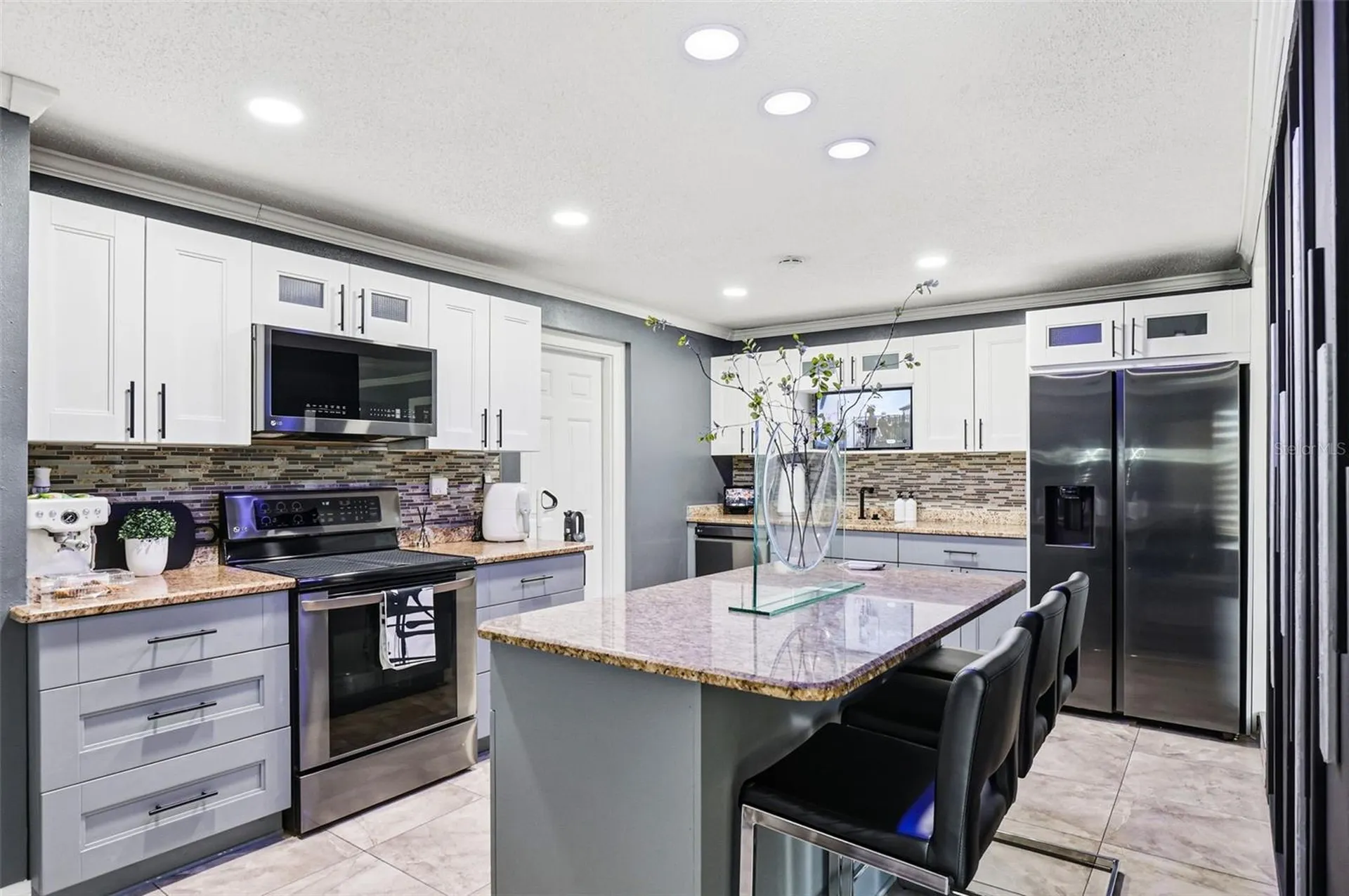 1301 Vinemont Drive Brandon FL 33510
