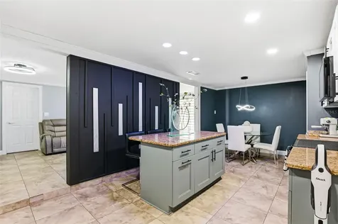 1301 Vinemont Drive Brandon FL 33510