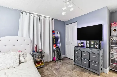 1301 Vinemont Drive Brandon FL 33510