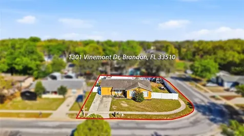 1301 Vinemont Drive Brandon FL 33510
