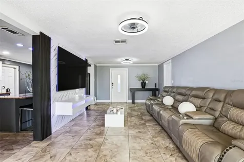 1301 Vinemont Drive Brandon FL 33510