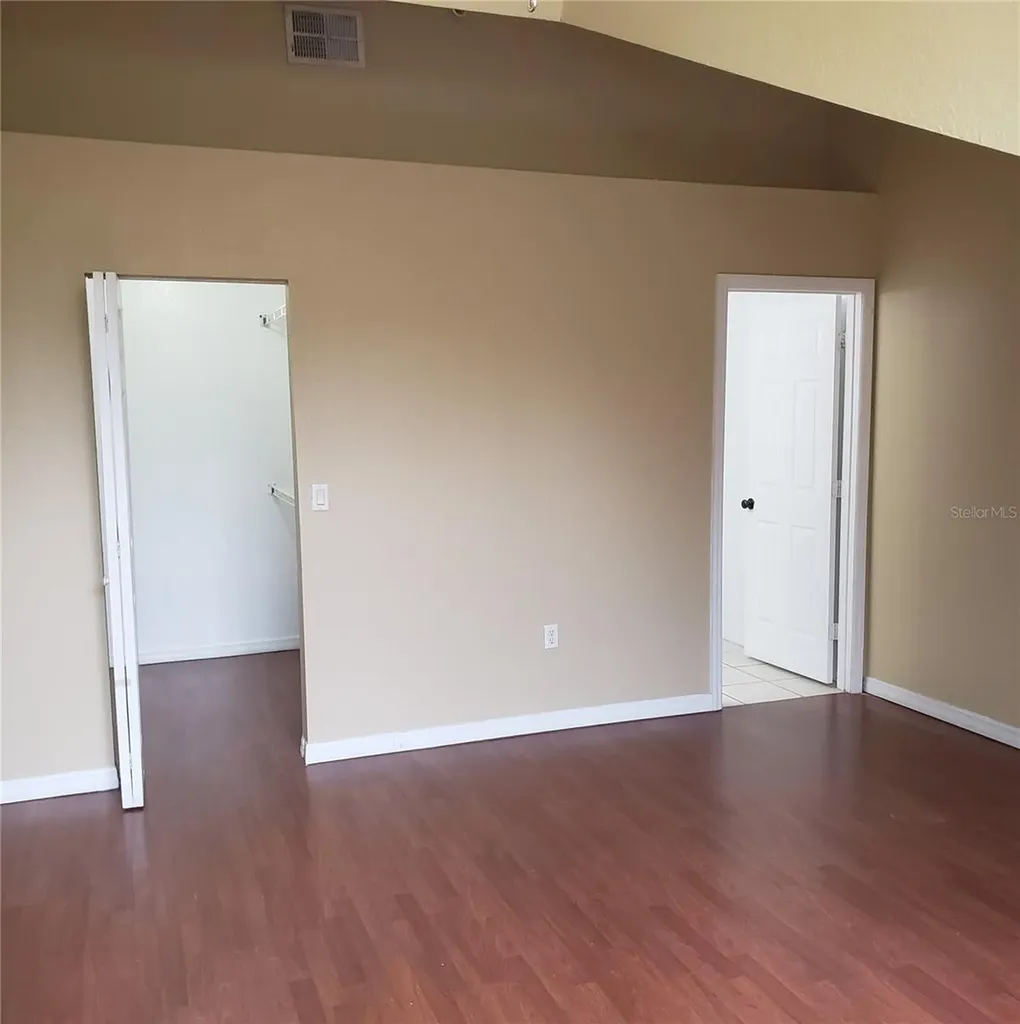 5016 Sunridge Palms Drive Tampa FL 33617
