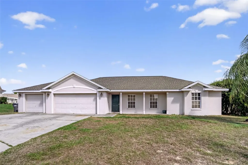 5564 Loma Vista Loop Davenport FL 33896