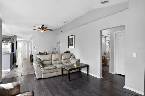 5564 Loma Vista Loop Davenport FL 33896