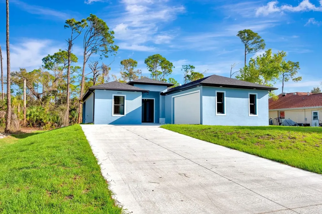 13524 Sedgwick Avenue Port Charlotte FL 33953