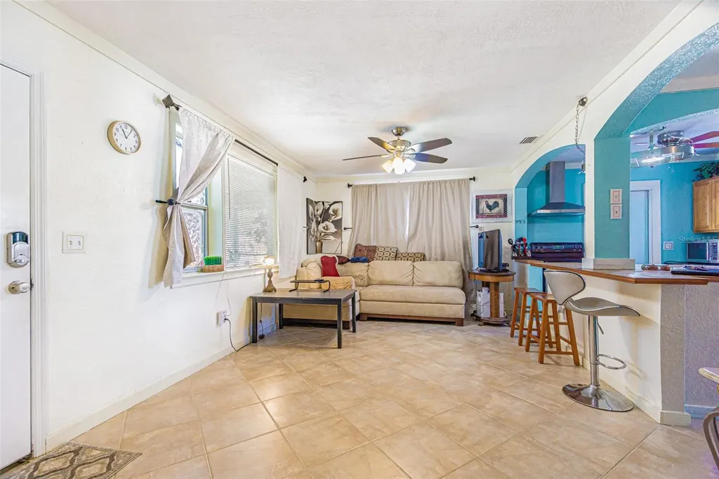 1024 Apache Trail Clearwater FL 33755
