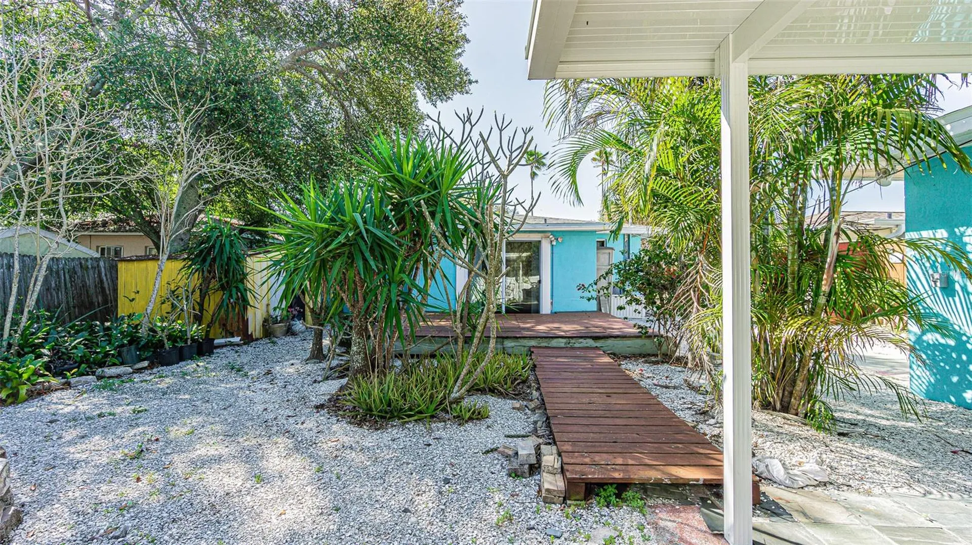 1024 Apache Trail Clearwater FL 33755