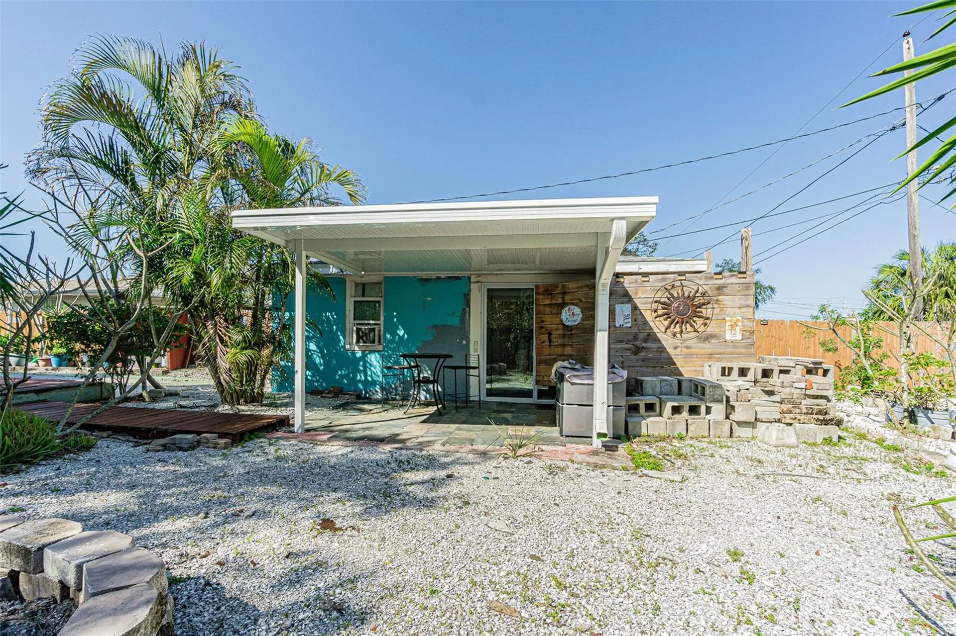 1024 Apache Trail Clearwater FL 33755
