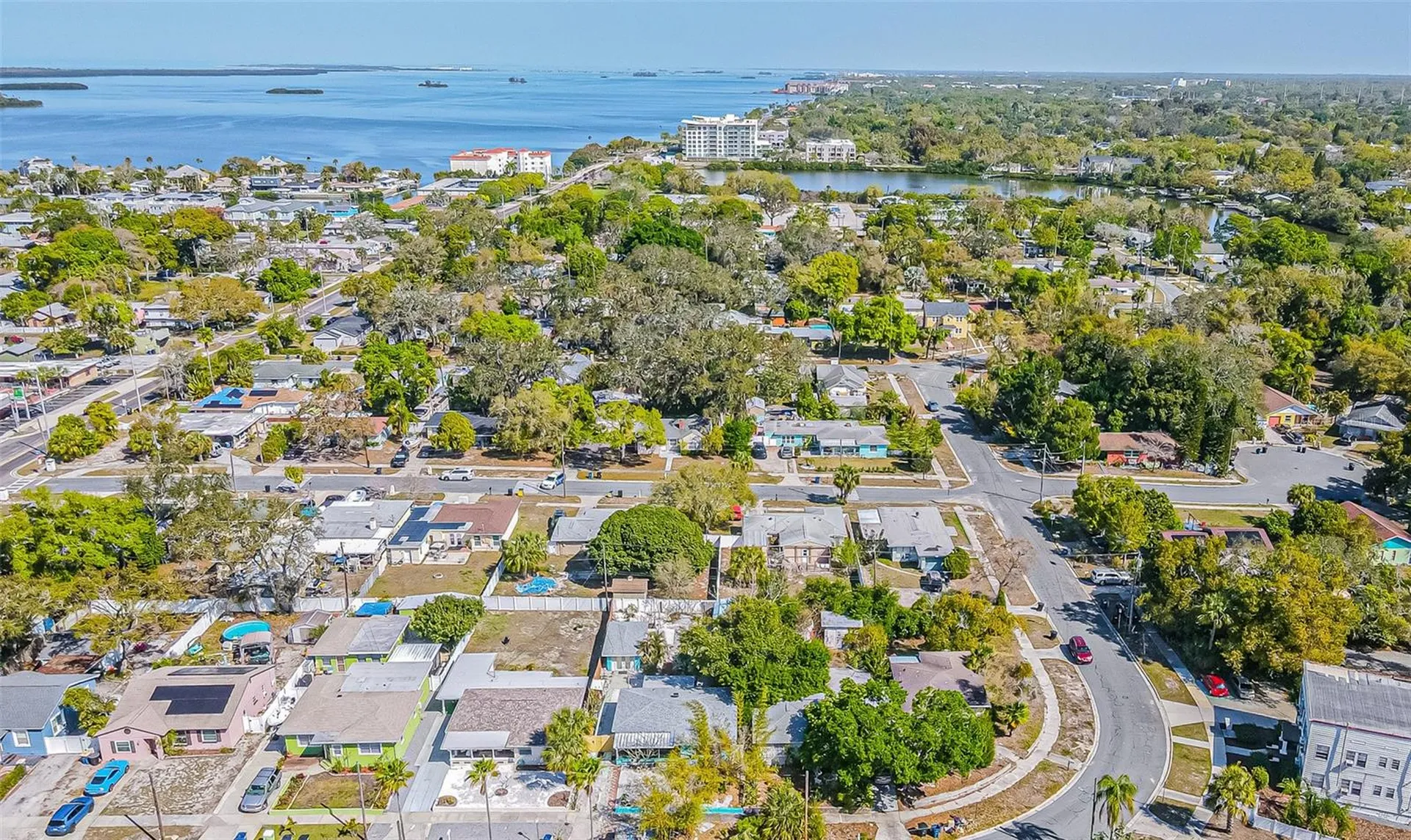 1024 Apache Trail Clearwater FL 33755