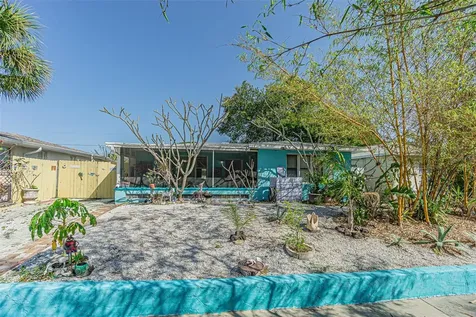 1024 Apache Trail Clearwater FL 33755