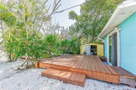 1024 Apache Trail Clearwater FL 33755