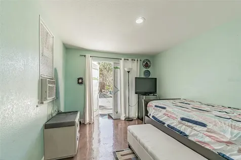 1024 Apache Trail Clearwater FL 33755