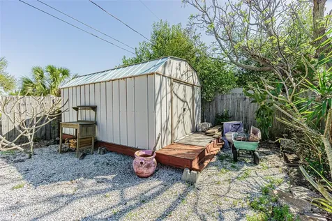 1024 Apache Trail Clearwater FL 33755