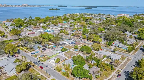1024 Apache Trail Clearwater FL 33755