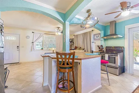 1024 Apache Trail Clearwater FL 33755
