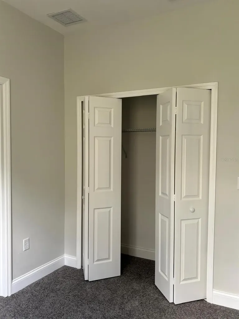 427 Madison Circle Davenport FL 33896