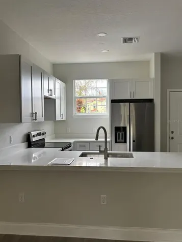 427 Madison Circle Davenport FL 33896