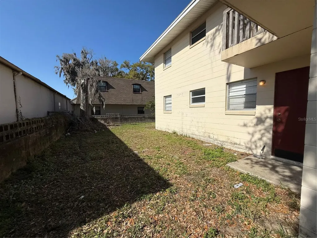 820 State Avenue Holly Hill FL 32117