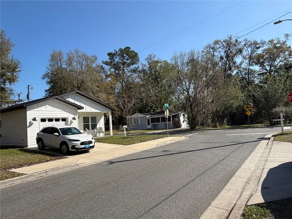 1908 NE 7th Avenue Gainesville FL 32641