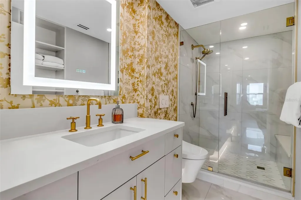 5740 Midnight Pass Road Sarasota FL 34242