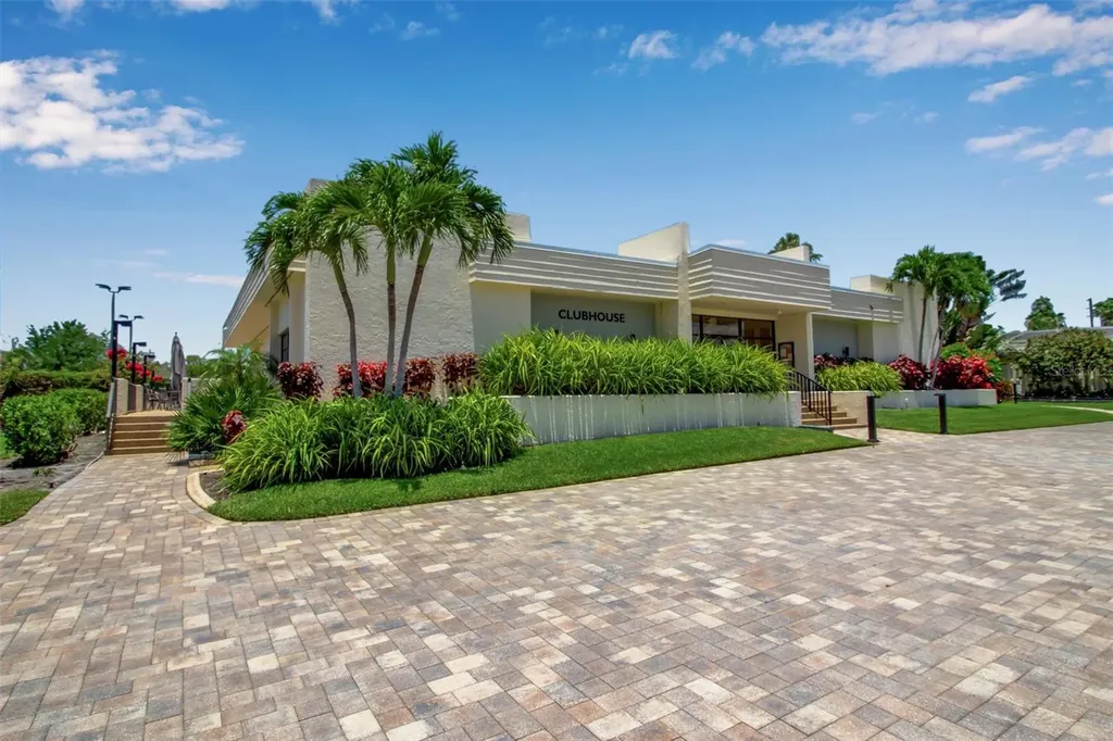 5740 Midnight Pass Road Sarasota FL 34242