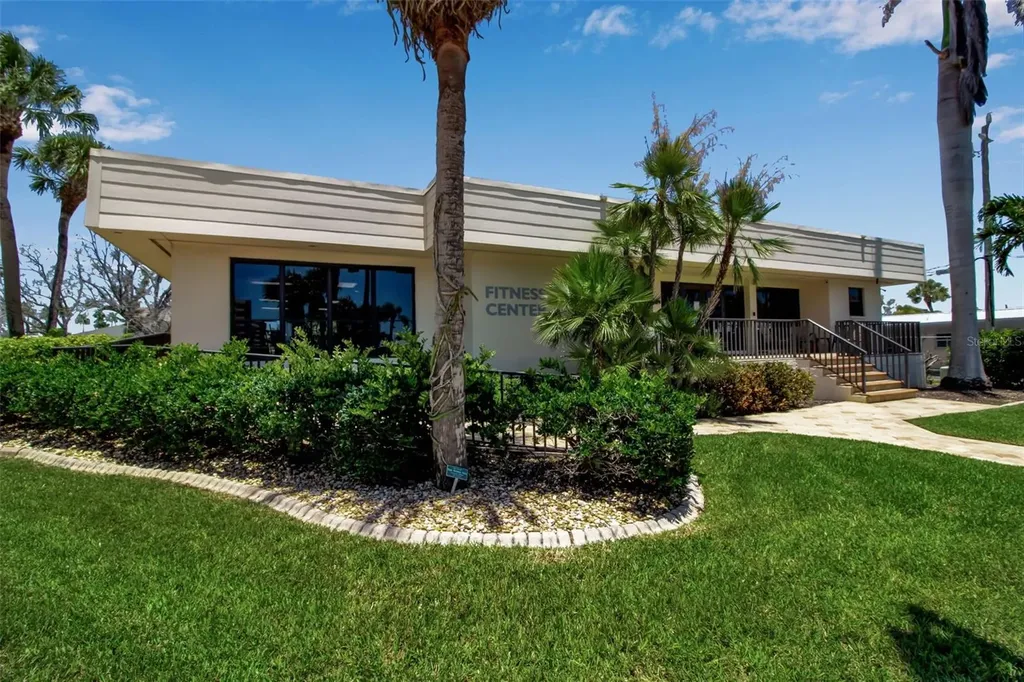 5740 Midnight Pass Road Sarasota FL 34242
