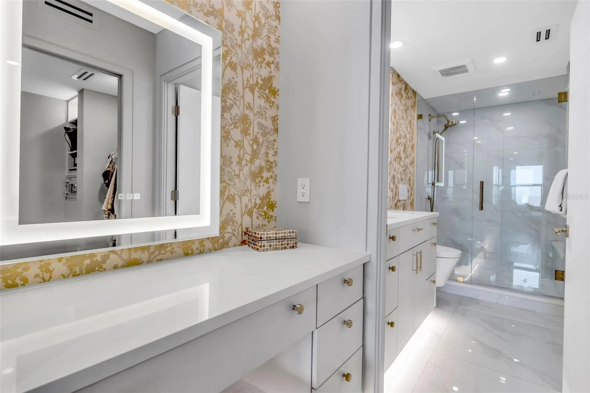 5740 Midnight Pass Road Sarasota FL 34242