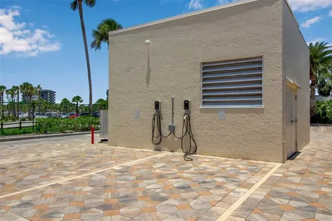 5740 Midnight Pass Road Sarasota FL 34242