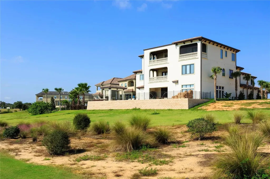 905 Golden Bear Drive Reunion FL 34747
