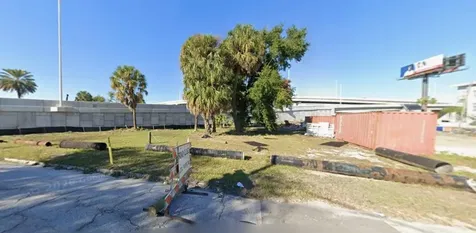 702 E Ross Avenue Tampa FL 33602