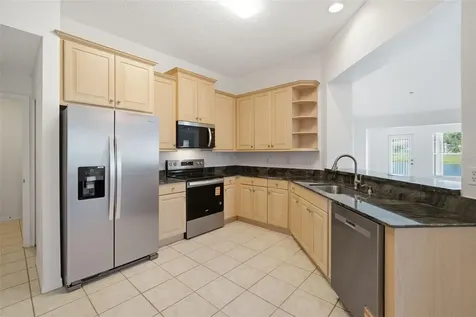 704 Tilbury Court Sun City Center FL 33573