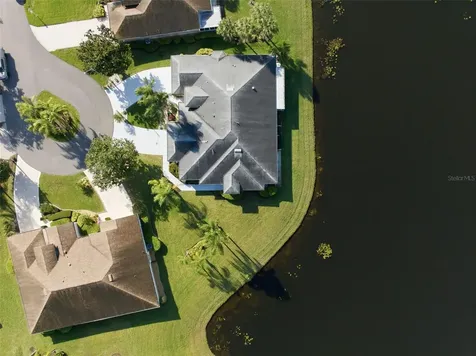 704 Tilbury Court Sun City Center FL 33573