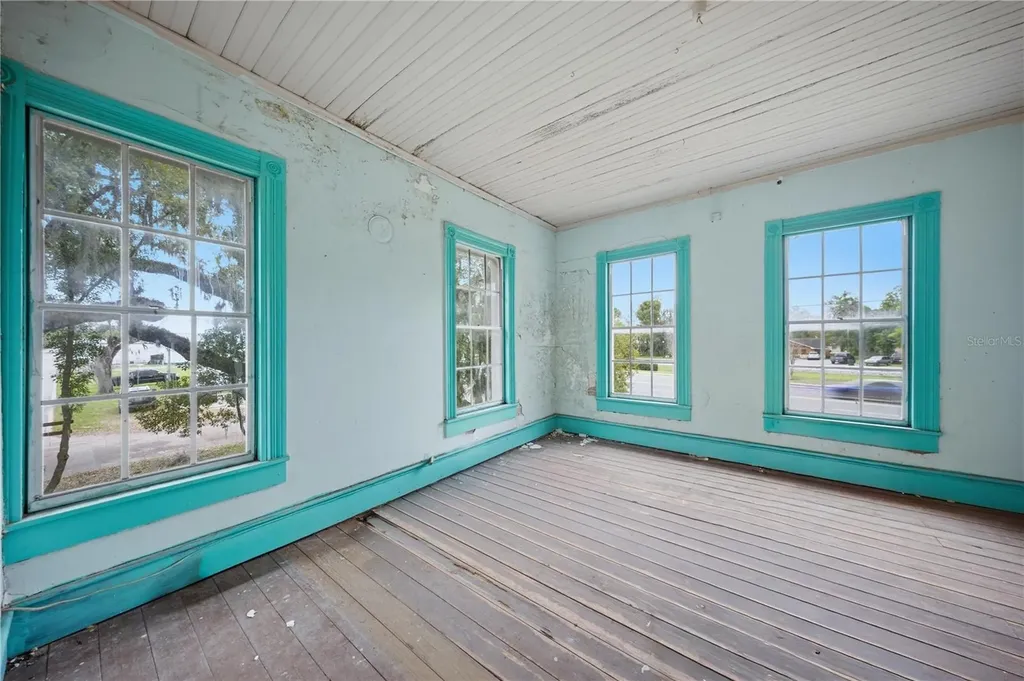 120 N Main Street Bushnell FL 33513