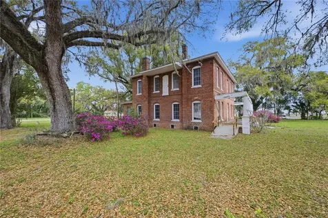 120 N Main Street Bushnell FL 33513