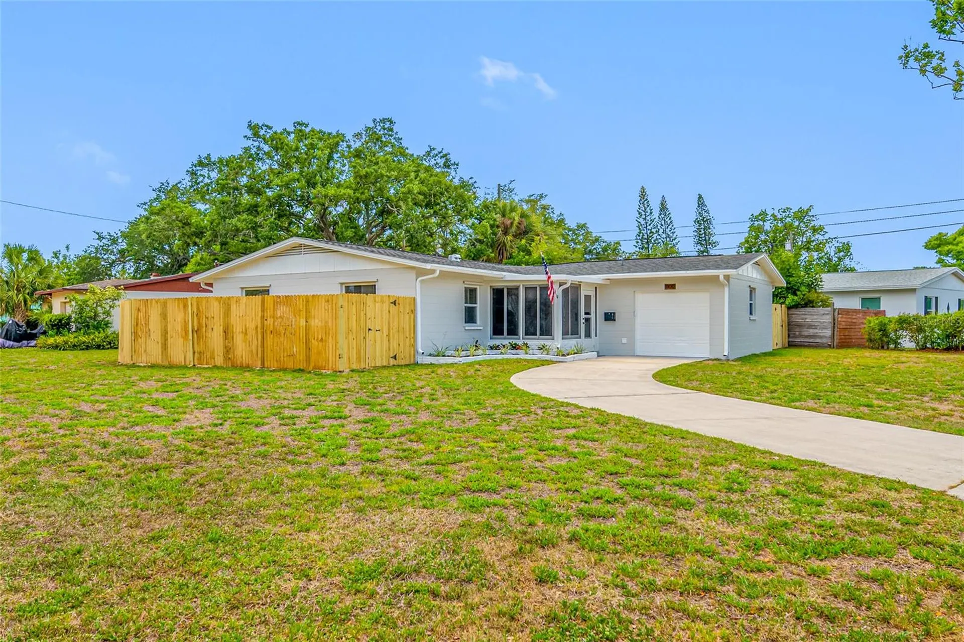 1100 81st Avenue N St Petersburg FL 33702