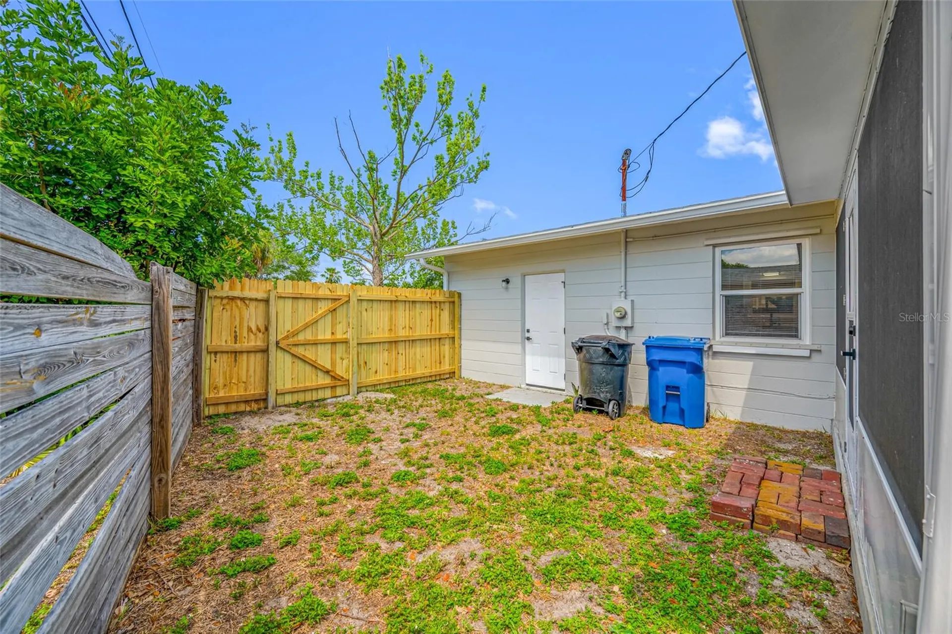1100 81st Avenue N St Petersburg FL 33702