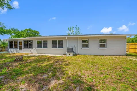 1100 81st Avenue N St Petersburg FL 33702