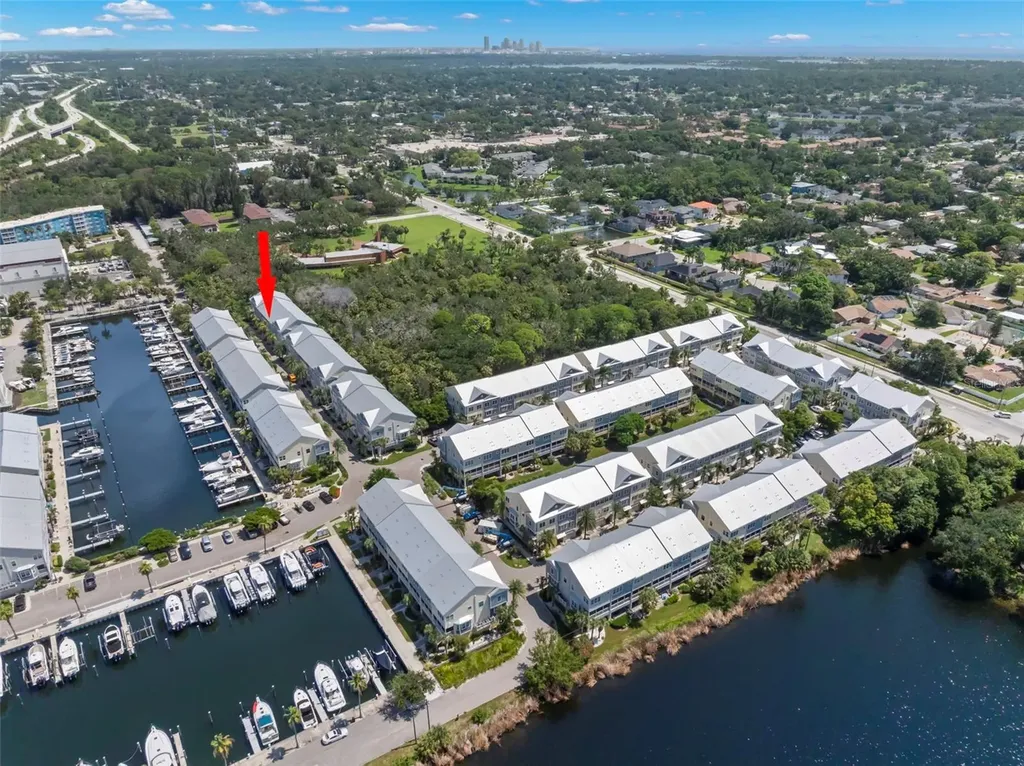 5918 Anchorage Way S St Petersburg FL 33712