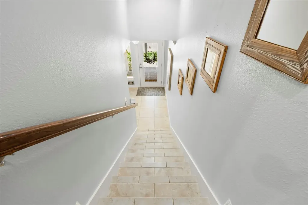 5918 Anchorage Way S St Petersburg FL 33712