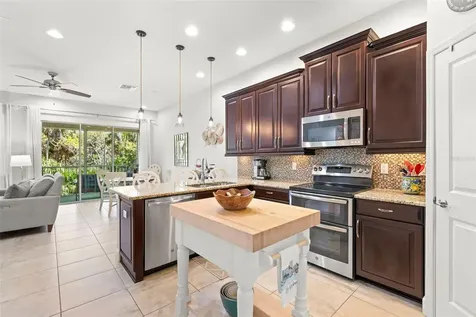 5918 Anchorage Way S St Petersburg FL 33712