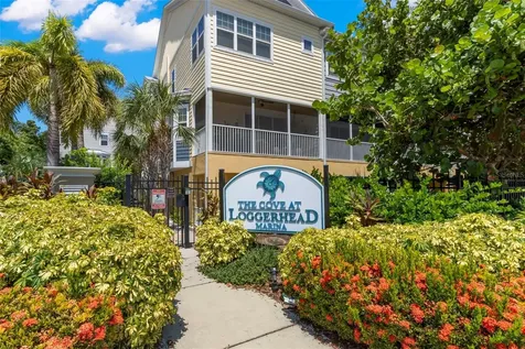 5918 Anchorage Way S St Petersburg FL 33712