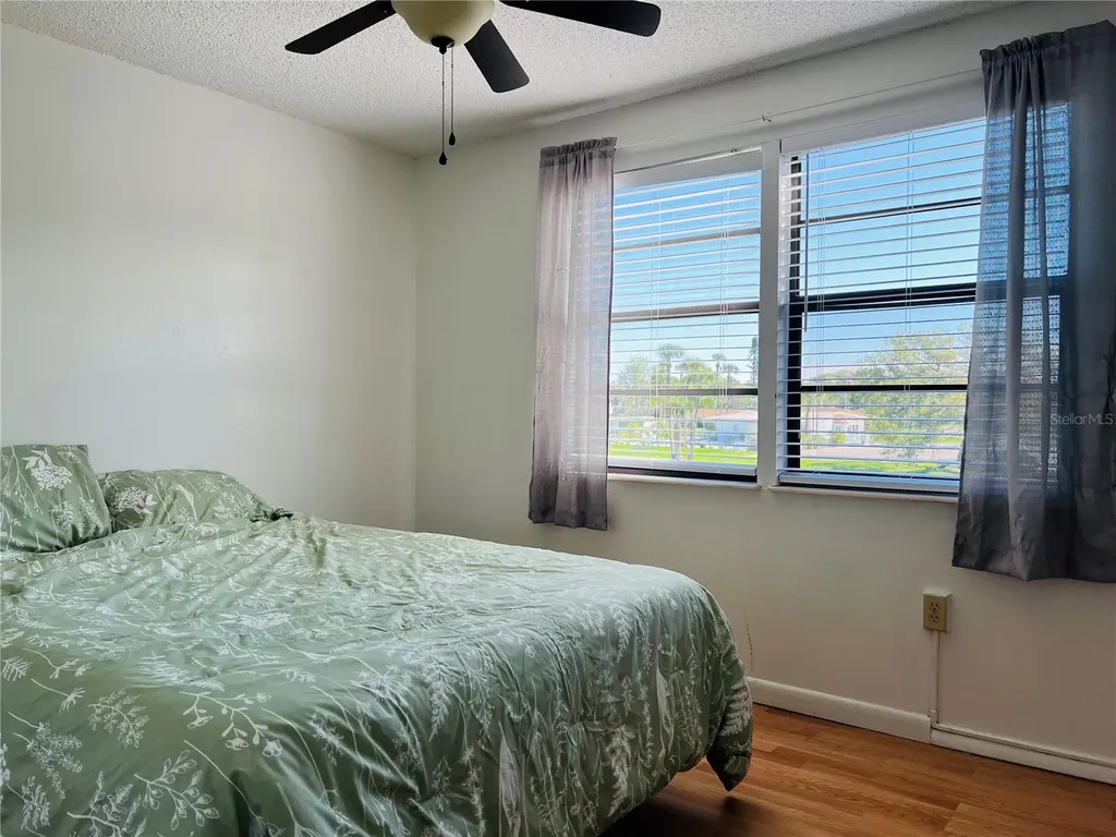 5026 Water Oak Drive Bradenton FL 34207